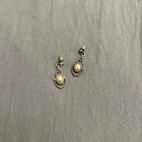 Vintage earrings - Picture 2 of 2